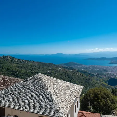 αρχοντικό μελάνθη Μακρινίτσα
