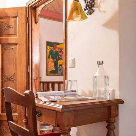 Πανσιόν αρχοντικό μελάνθη Μακρινίτσα