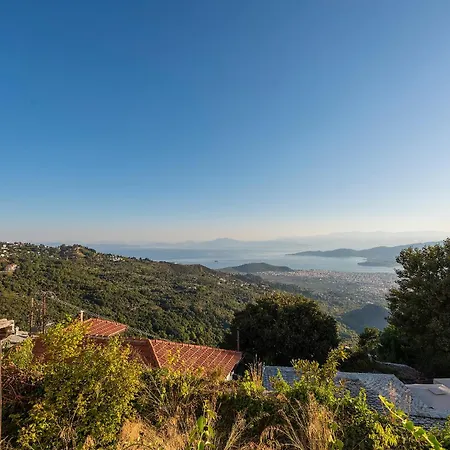 Πανσιόν αρχοντικό μελάνθη 3*