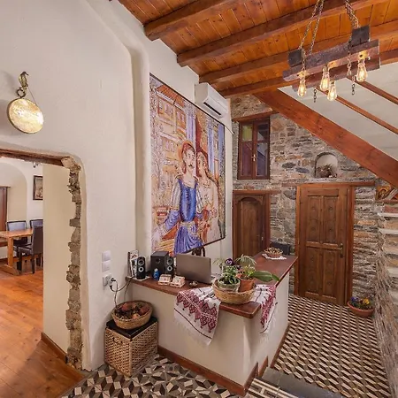 بيت ضيافة Archontiko Melanthi 4*