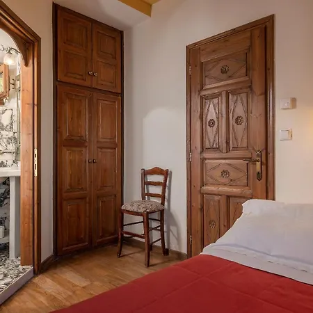 Archontiko Melanthi بيت ضيافة 4*