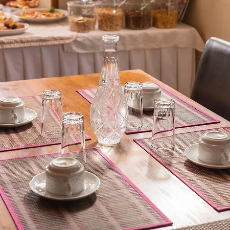 Archontiko Melanthi بيت ضيافة