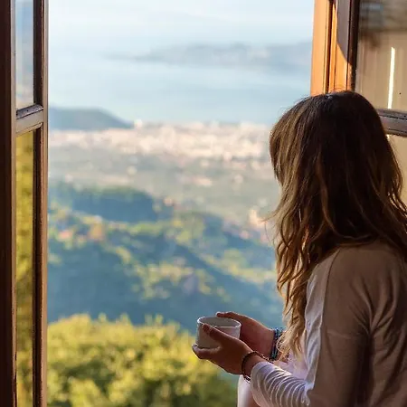 Archontiko Melanthi Casa de hóspedes 4*